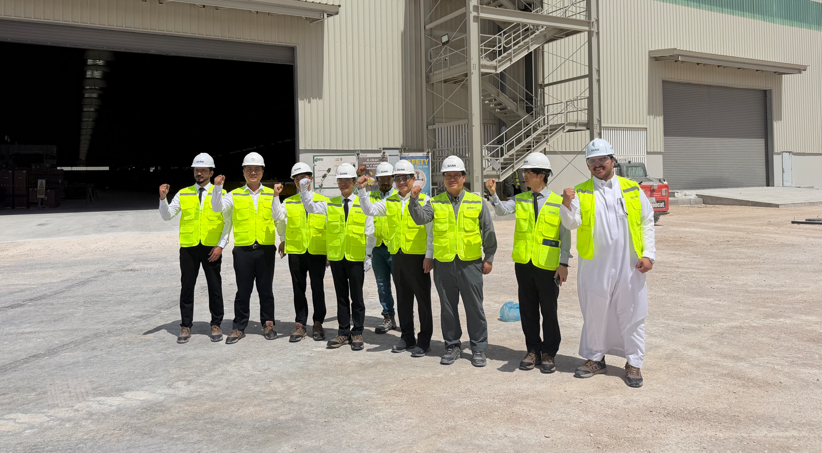 Korean Ambassador to Saudi Arabia Visits SeAH GSI Site